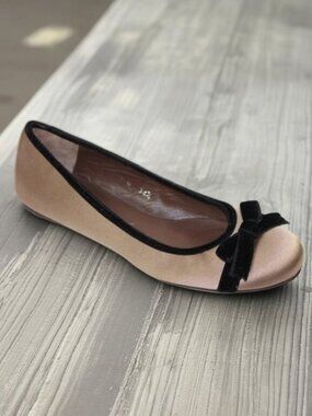 Pedro Garcia Satin Styling Velvet Bow Rounded Toe Ballet Flats US Size 6.5